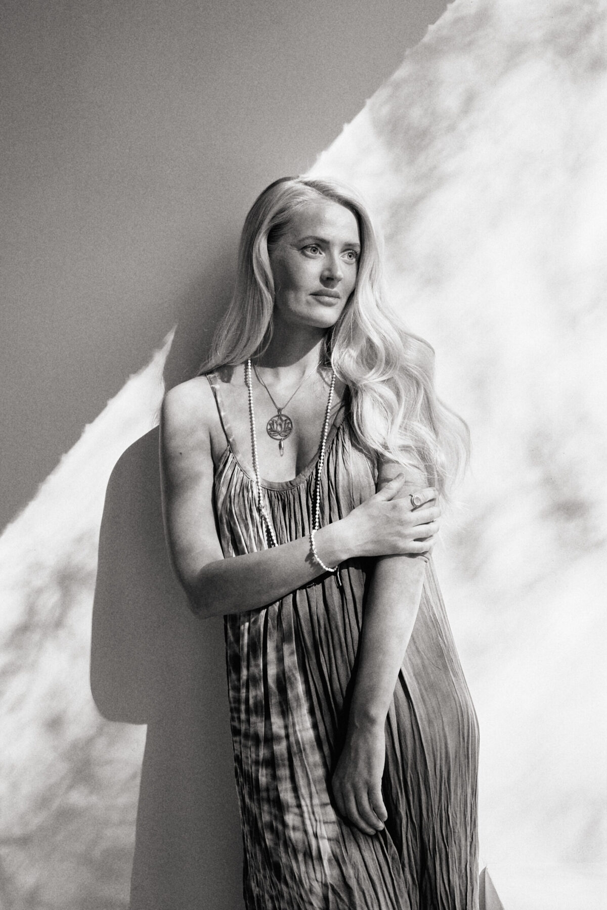 Lotus Sat Nam Necklace magnesite beads 4 mm - Image 2