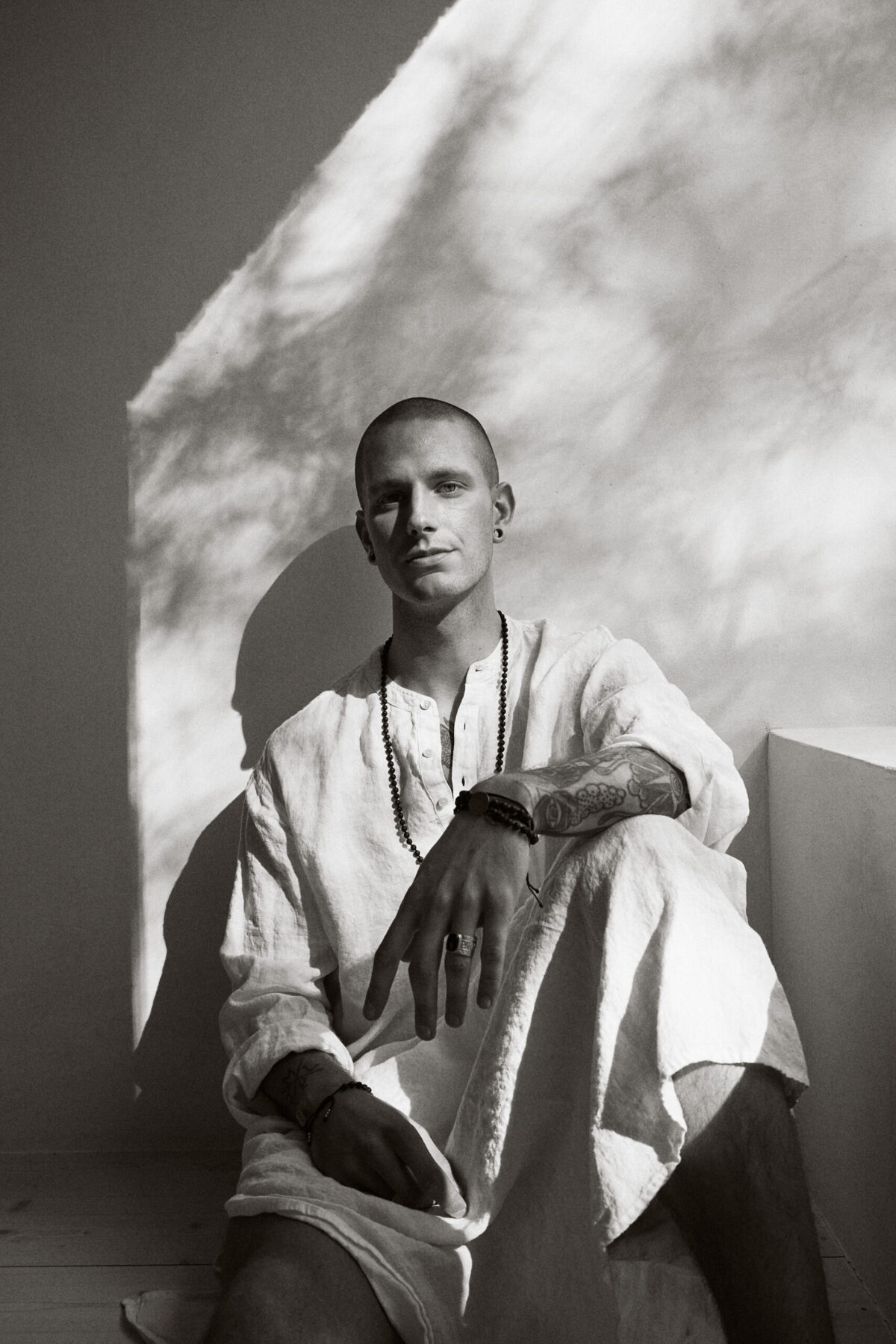 Lotus Sat Nam bracelet Lava 4 mm - Image 9