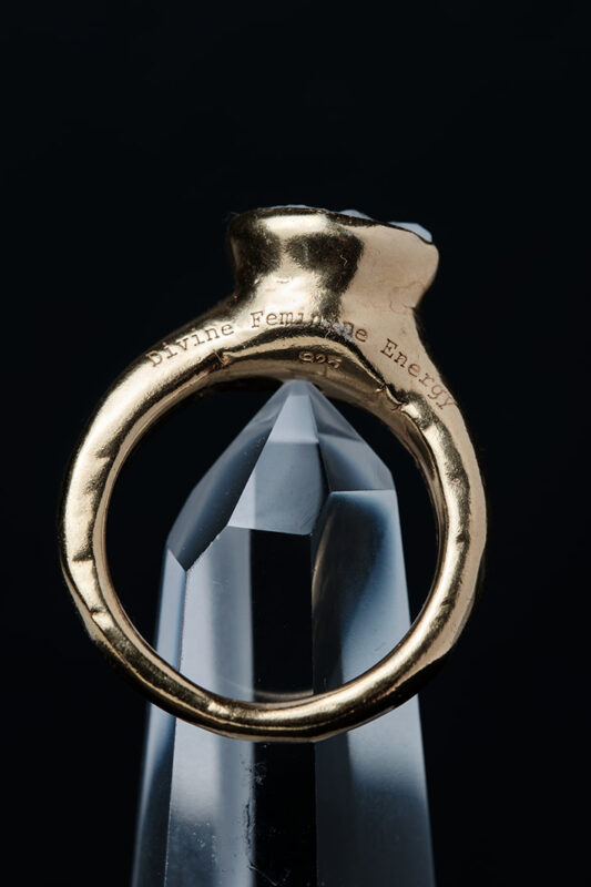 Symbol jewelry meaning – sacred symbols and gemstones