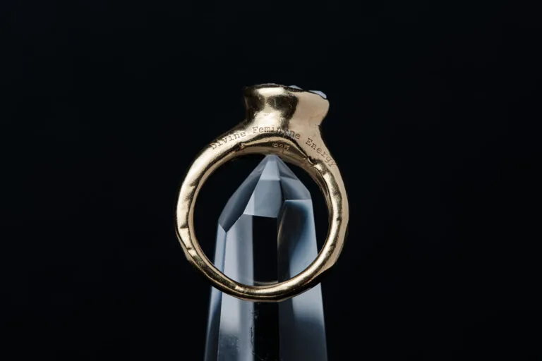 Symbol jewelry meaning – sacred symbols and gemstones